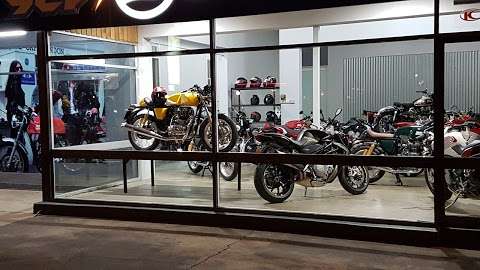 Photo: Auto Moto Garage